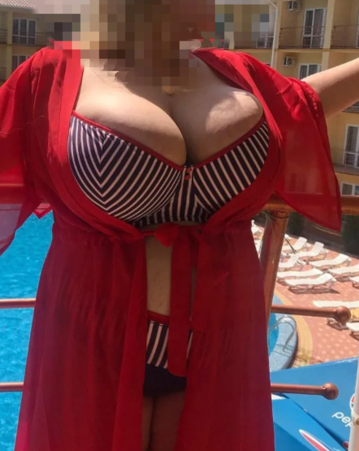 bryunetka РОСТОВЧАНКА 34 лет исполнит куннилингус и пригласит к себе в Любой район